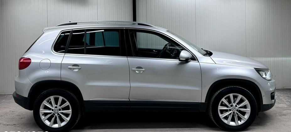 Volkswagen Tiguan cena 49900 przebieg: 209000, rok produkcji 2012 z Żmigród małe 562